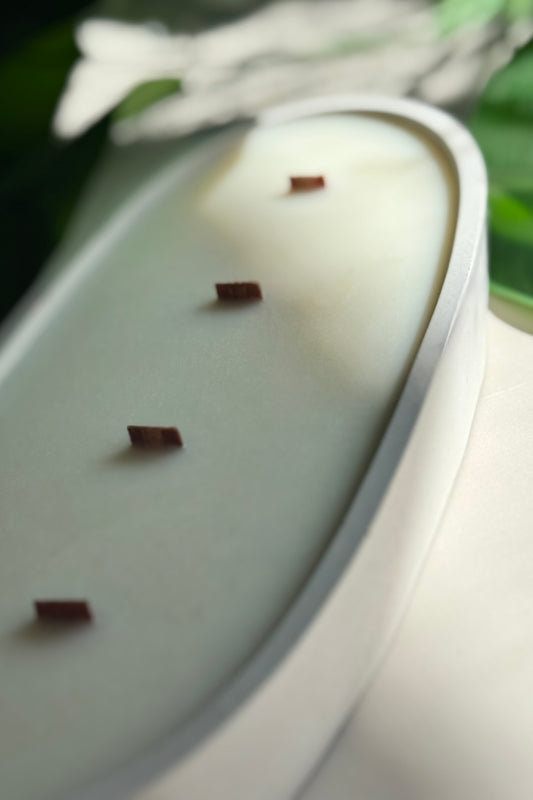 15 oz Oval ‘Bangka’ Concrete Candle — 4 Wooden Wicks