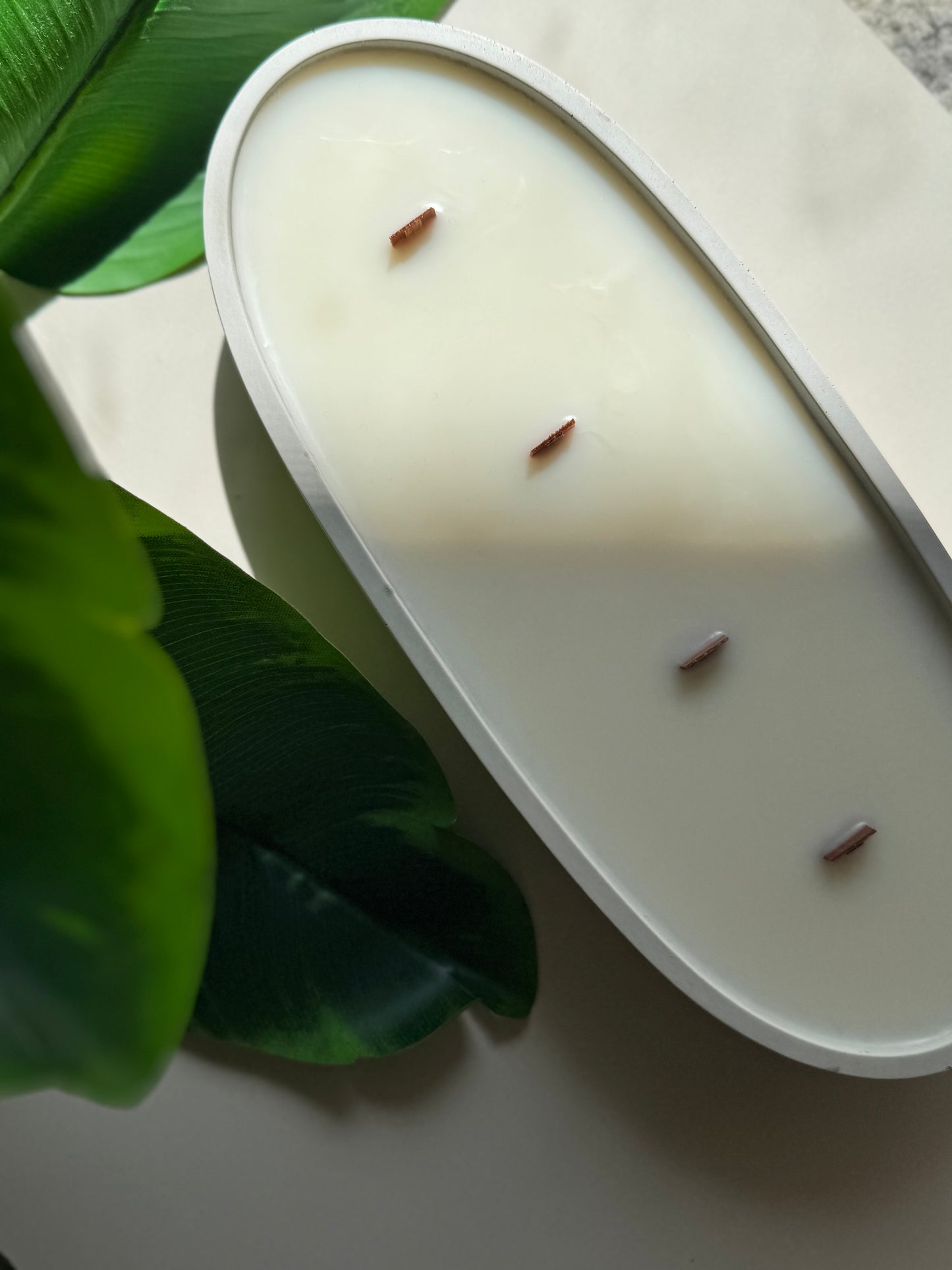 15 oz Oval ‘Bangka’ Concrete Candle — 4 Wooden Wicks